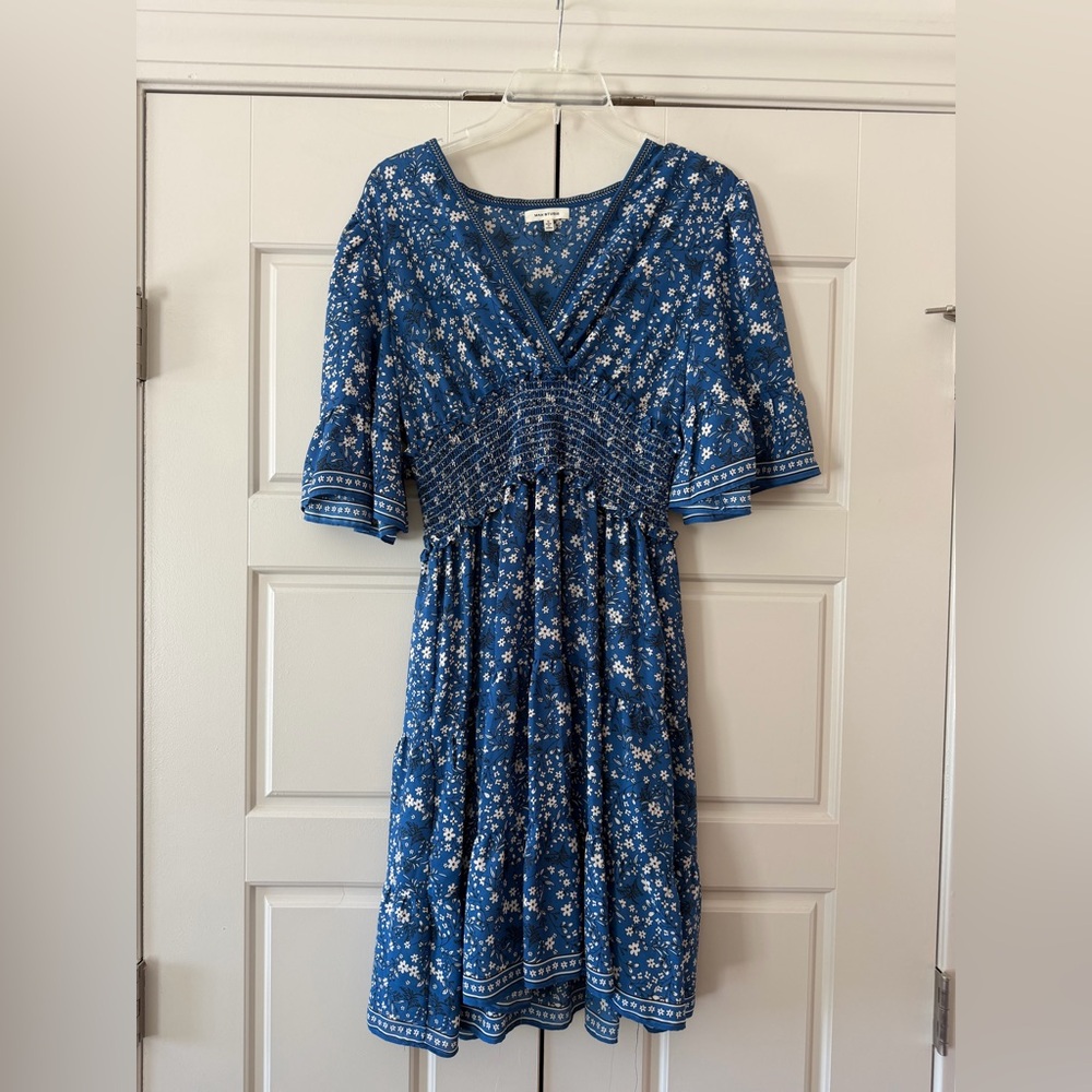 Max Studio Blue Floral V-Neck Dress